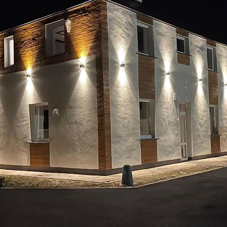 #5 Tgha Luxury One Bedroom Apartment In アスローン エクステリア 写真