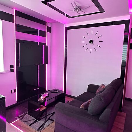 #5 Tgha Luxury One Bedroom Apartment In アスローン エクステリア 写真