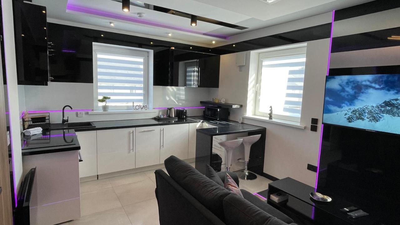 #5 Tgha Luxury One Bedroom Apartment In アスローン エクステリア 写真