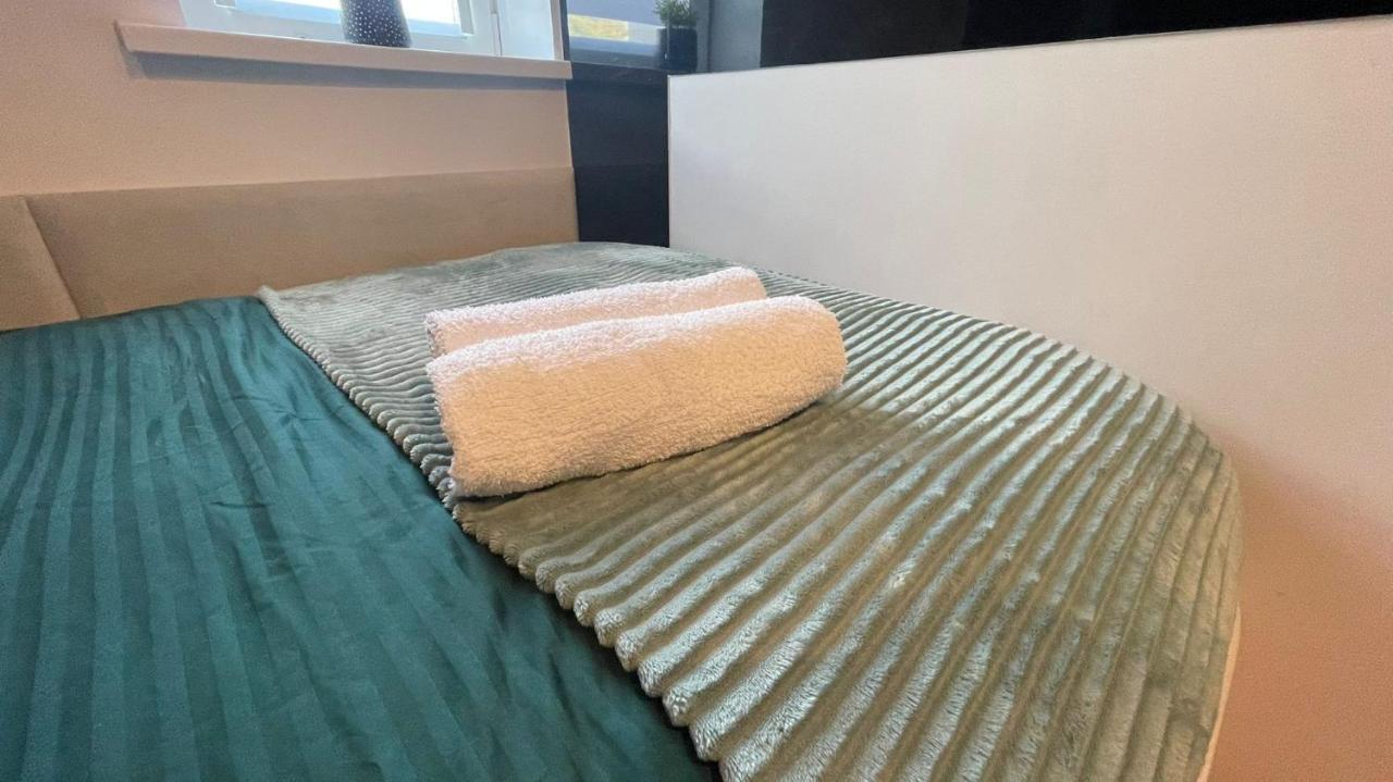 #5 Tgha Luxury One Bedroom Apartment In アスローン エクステリア 写真