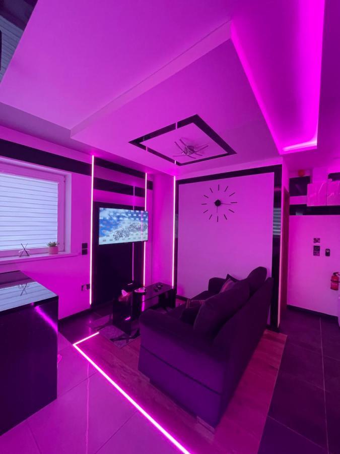 #5 Tgha Luxury One Bedroom Apartment In アスローン エクステリア 写真